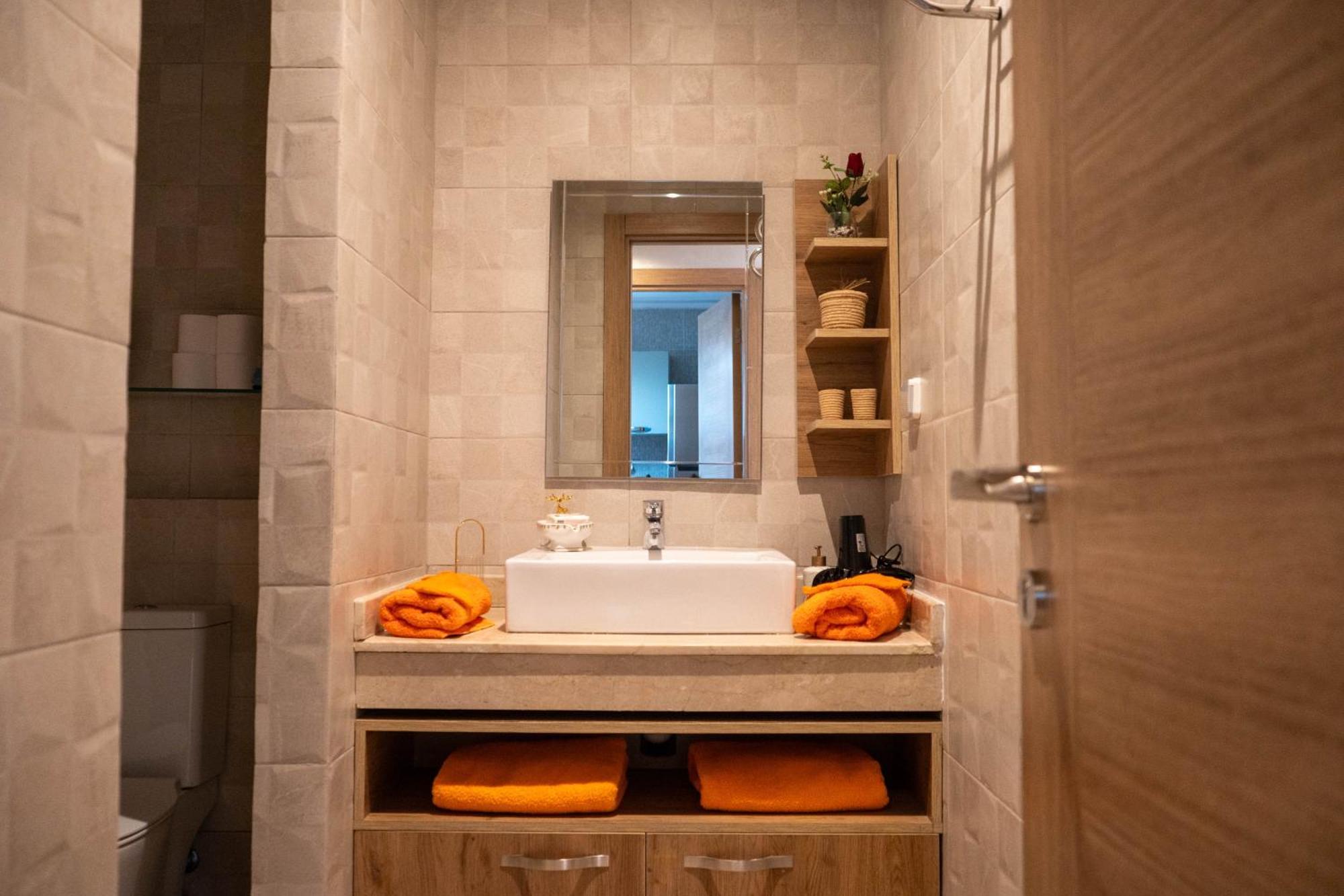 Magnifique Appartement Moderne De 2 Chambres Avec Piscine A 10 Min Du Centre De Marrakech Marrakesh Buitenkant foto