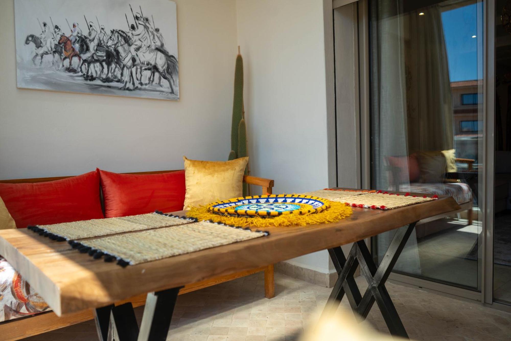 Magnifique Appartement Moderne De 2 Chambres Avec Piscine A 10 Min Du Centre De Marrakech Marrakesh Buitenkant foto